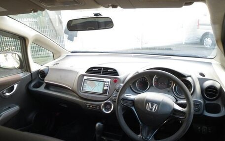 Honda Fit Shuttle I рестайлинг, 2012 год, 900 000 рублей, 14 фотография