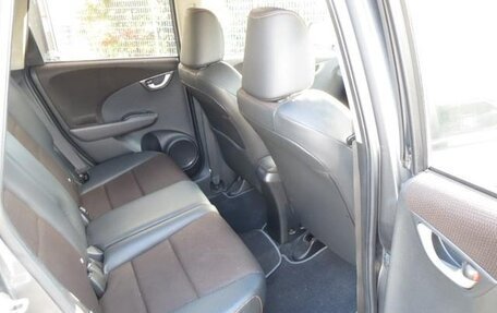 Honda Fit Shuttle I рестайлинг, 2012 год, 900 000 рублей, 26 фотография