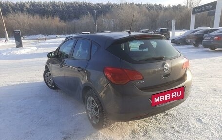 Opel Astra J, 2011 год, 695 000 рублей, 7 фотография