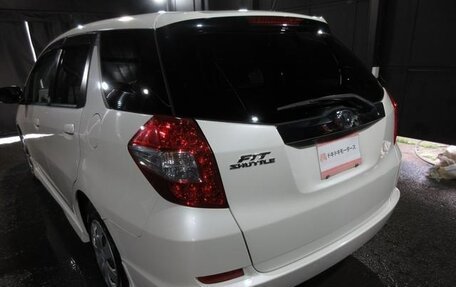 Honda Fit Shuttle I рестайлинг, 2012 год, 910 000 рублей, 13 фотография