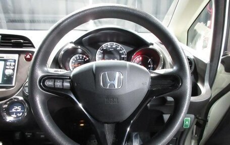 Honda Fit Shuttle I рестайлинг, 2012 год, 910 000 рублей, 33 фотография