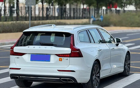 Volvo V60 II, 2021 год, 3 158 037 рублей, 5 фотография