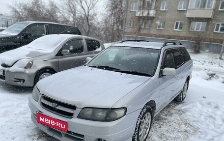 Nissan Avenir II, 2001 год, 265 000 рублей, 2 фотография