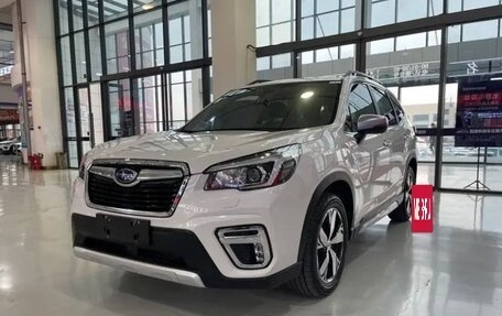 Subaru Forester, 2020 год, 2 600 000 рублей, 4 фотография