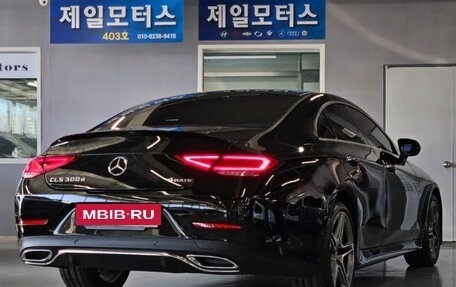 Mercedes-Benz CLS, 2022 год, 4 250 000 рублей, 2 фотография