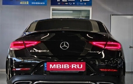 Mercedes-Benz CLS, 2022 год, 4 250 000 рублей, 3 фотография