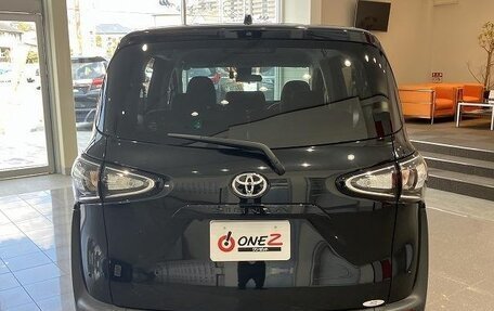 Toyota Sienta II, 2021 год, 1 283 000 рублей, 4 фотография