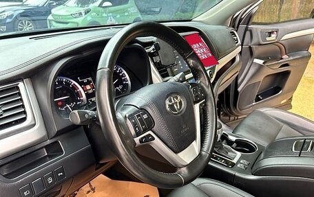 Toyota Highlander III, 2021 год, 3 750 000 рублей, 11 фотография