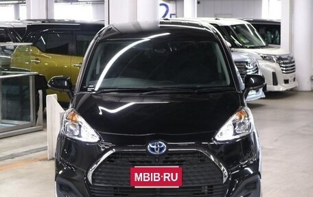 Toyota Sienta II, 2021 год, 1 293 000 рублей, 11 фотография