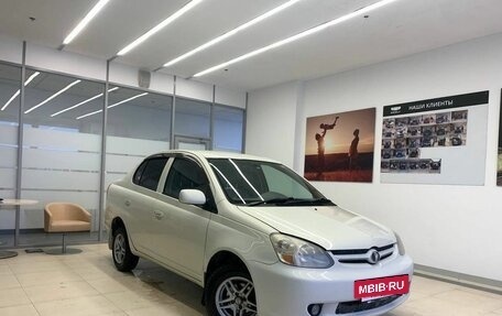 Toyota Platz, 2005 год, 370 000 рублей, 3 фотография