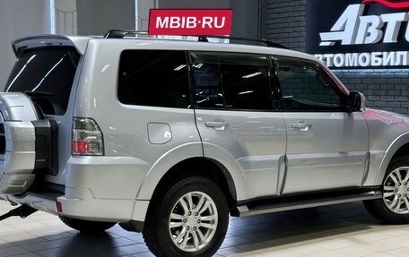 Mitsubishi Pajero IV, 2012 год, 2 357 000 рублей, 5 фотография