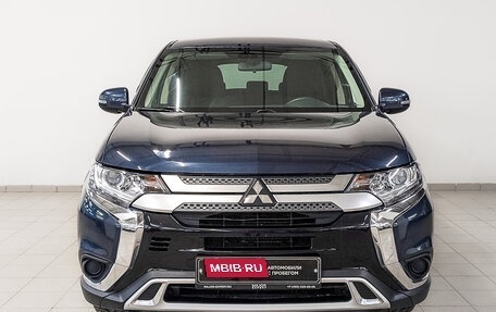 Mitsubishi Outlander III рестайлинг 3, 2019 год, 2 290 000 рублей, 2 фотография