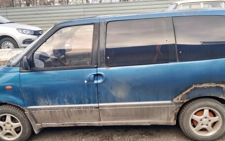 Nissan Serena I, 1992 год, 180 000 рублей, 3 фотография