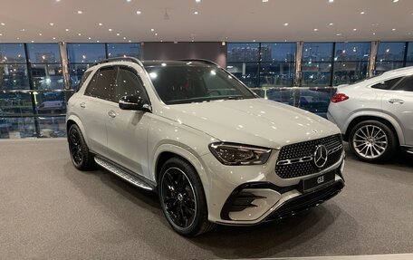 Mercedes-Benz GLE, 2024 год, 16 400 000 рублей, 2 фотография