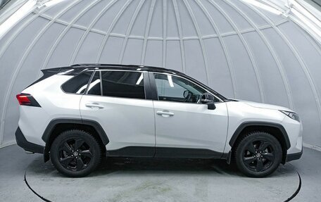 Toyota RAV4, 2021 год, 4 195 000 рублей, 5 фотография