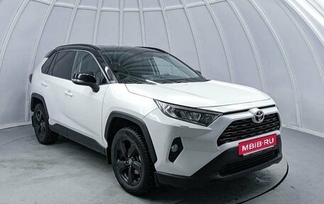 Toyota RAV4, 2021 год, 4 195 000 рублей, 3 фотография