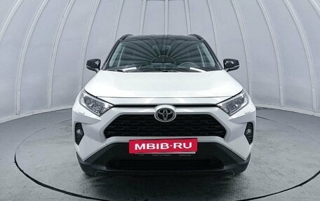 Toyota RAV4, 2021 год, 4 195 000 рублей, 2 фотография