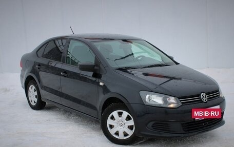 Volkswagen Polo VI (EU Market), 2013 год, 800 000 рублей, 3 фотография