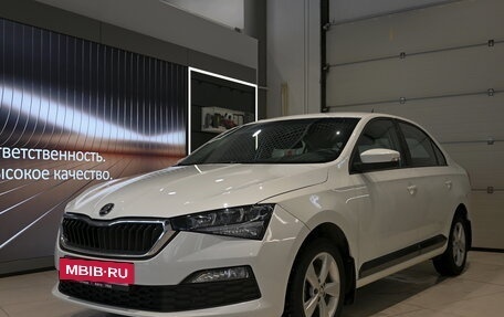 Skoda Rapid II, 2021 год, 1 550 990 рублей, 10 фотография