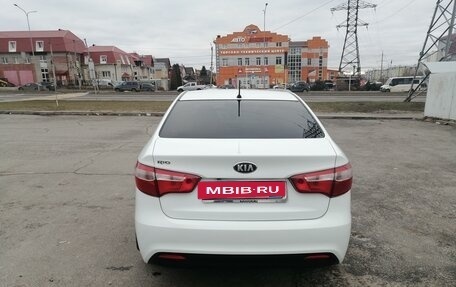 KIA Rio III рестайлинг, 2013 год, 950 000 рублей, 4 фотография