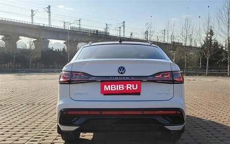 Volkswagen Tiguan II, 2023 год, 3 500 850 рублей, 8 фотография