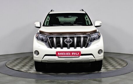 Toyota Land Cruiser Prado 150 рестайлинг 2, 2014 год, 3 370 000 рублей, 2 фотография