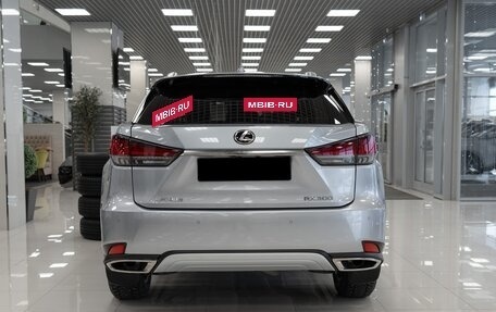 Lexus RX IV рестайлинг, 2021 год, 6 175 000 рублей, 5 фотография