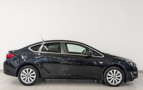 Opel Astra J, 2014 год, 1 055 000 рублей, 4 фотография