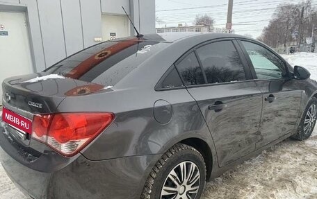 Chevrolet Cruze II, 2012 год, 665 000 рублей, 6 фотография