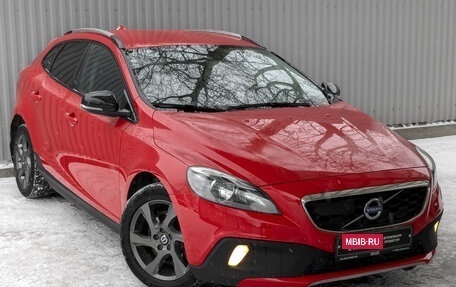 Volvo V40 Cross Country I, 2016 год, 1 525 000 рублей, 3 фотография