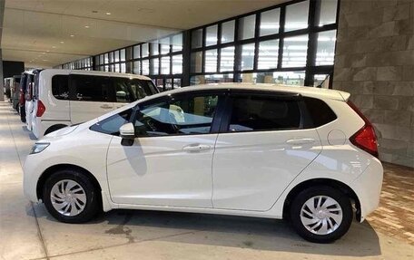 Honda Fit III, 2015 год, 860 000 рублей, 6 фотография