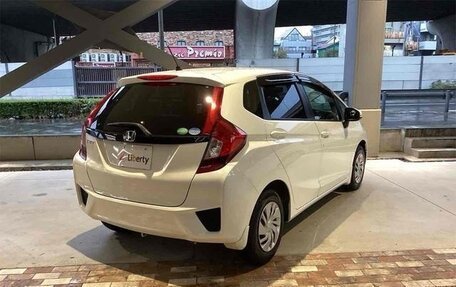 Honda Fit III, 2015 год, 860 000 рублей, 5 фотография