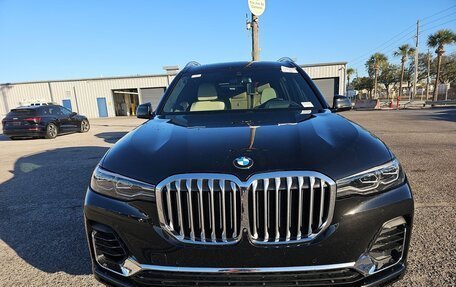 BMW X7, 2021 год, 7 070 000 рублей, 2 фотография