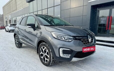 Renault Kaptur I рестайлинг, 2021 год, 1 800 000 рублей, 3 фотография