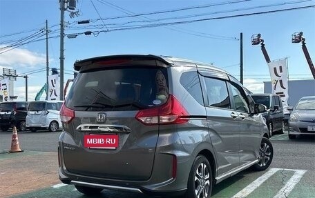 Honda Freed II, 2021 год, 1 810 000 рублей, 4 фотография