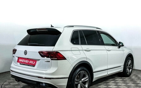 Volkswagen Tiguan II, 2018 год, 2 847 000 рублей, 5 фотография