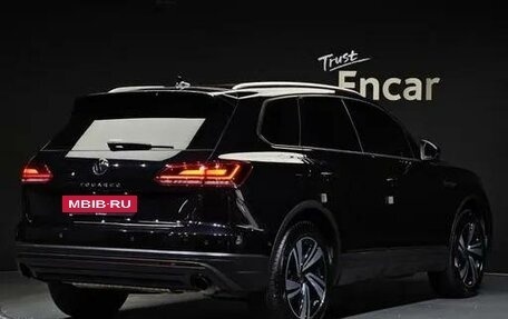 Volkswagen Touareg III, 2021 год, 6 200 000 рублей, 3 фотография