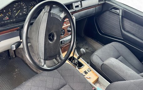 Mercedes-Benz W124, 1987 год, 450 000 рублей, 5 фотография