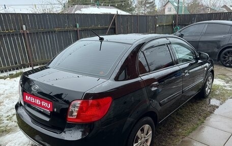 KIA Rio II, 2011 год, 735 000 рублей, 3 фотография