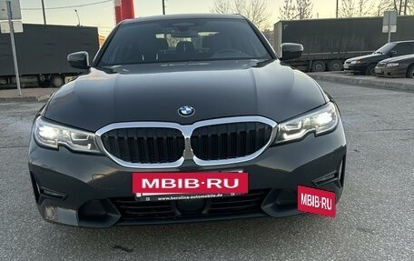 BMW 3 серия, 2019 год, 3 500 000 рублей, 2 фотография