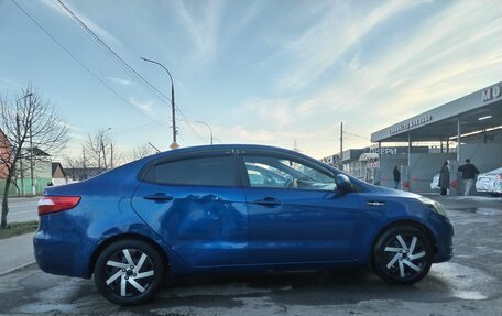 KIA Rio III рестайлинг, 2012 год, 550 000 рублей, 4 фотография