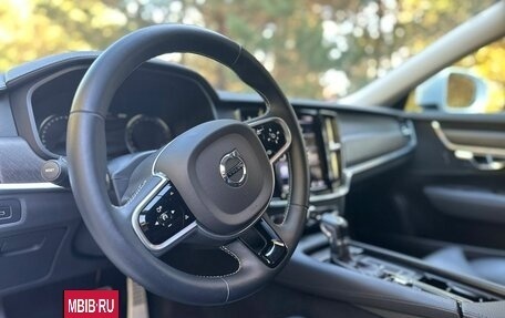 Volvo V90 Cross Country I рестайлинг, 2019 год, 4 550 000 рублей, 16 фотография