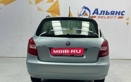 Skoda Fabia II, 2013 год, 735 000 рублей, 4 фотография