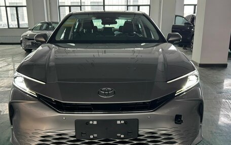 Toyota Camry, 2024 год, 5 390 000 рублей, 2 фотография