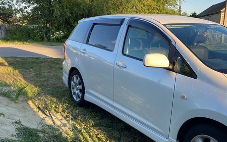 Toyota Wish II, 2005 год, 1 199 000 рублей, 2 фотография