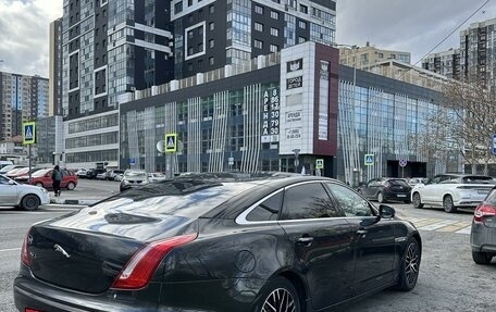 Jaguar XJ IV (X351), 2011 год, 2 236 000 рублей, 2 фотография