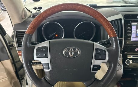 Toyota Land Cruiser 200, 2012 год, 3 200 000 рублей, 12 фотография