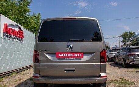 Volkswagen Multivan T6 рестайлинг, 2020 год, 5 647 000 рублей, 5 фотография