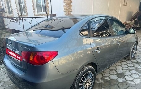 Hyundai Elantra IV, 2010 год, 1 000 000 рублей, 2 фотография