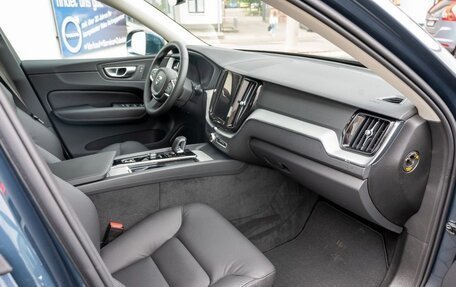 Volvo XC60 II, 2024 год, 8 575 000 рублей, 12 фотография